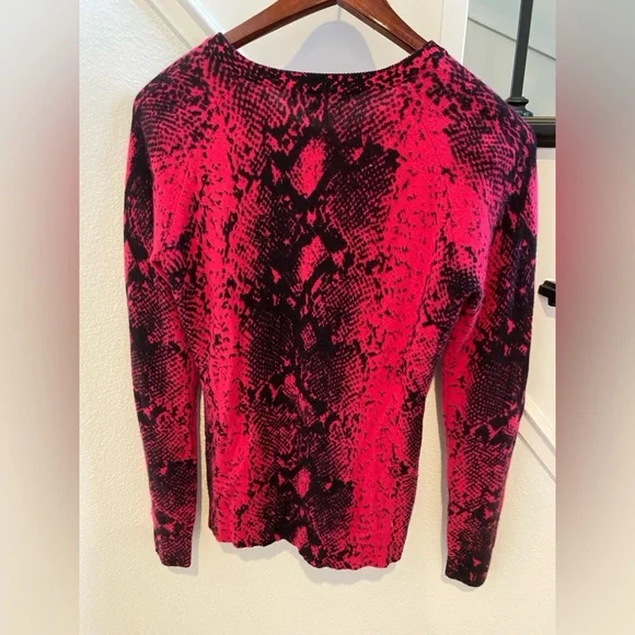 Antonio Melani CASHMERE sweater-NWOT - Picture 8 of 10